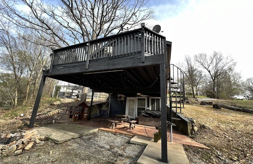 Afton Cabin | Beautiful Log Cabin with lake access, pond, and 4-wheeling trails