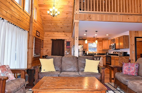 Lake Placid House | Beautiful Log Home NINJA 7086056
