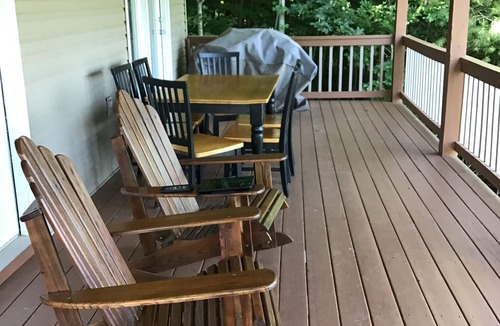 Murphy House | Beautiful Long Range Mountain Views