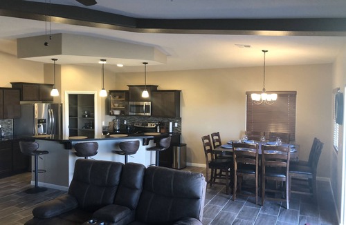 Mesquite House | Beautiful Luxury Home with a Spa