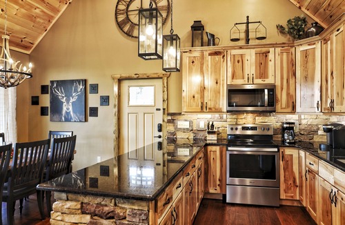 Chalet Village North Cabin | BEAUTIFUL Luxury VIEW Cabin! 4 Master Suites! 5 fireplaces! 3 Decks! Hot Tub!