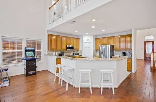 Valley Ranch House | Beautiful Mansion w/Pool + Huge Gameroom