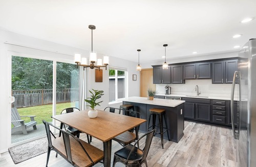 Maple Valley House | Beautiful Maple Valley home, near Eastside, Renton, near HW18 & SeaTac Airport