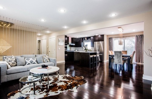 Elk Grove Village House | Beautiful Modern 4 bedroom/3bath Retreat