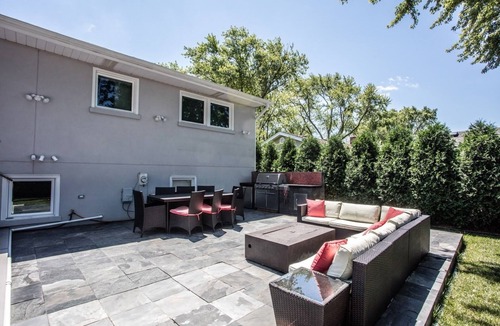 Elk Grove Village House | Beautiful Modern 4 bedroom/3bath Retreat