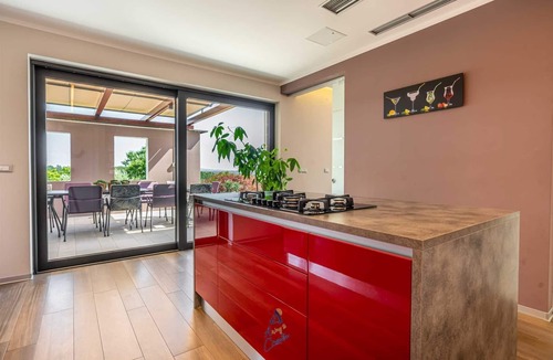 Sveta Katarina Villa | Beautiful modern 4-BR villa for 8 with pool in Istria