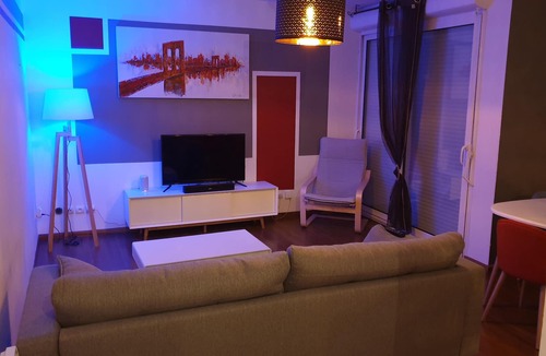 Saint-Charles du Port Apartment | Beautiful modern apartment at the Docks