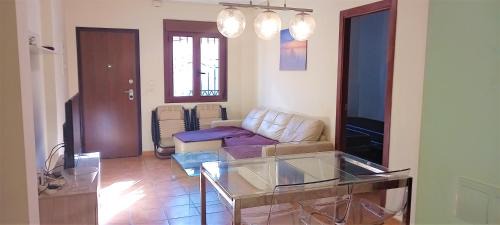 Los Cuarteros Apartment | Beautiful Modern Apartment second line to the beach