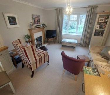 Seer Green House | Beautiful Modern Cottage in Beaconsfield