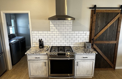Alpine House | Beautiful Modern Farmhouse With Breathtaking Views!