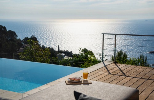 Begur Villa | Beautiful Modern Hilltop Villa With Salt Water Infinity Pool And Stunning Views