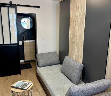 Carcassonne Apartment | Beautiful Modern Studio