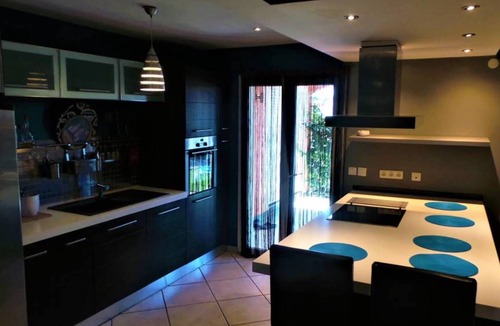 Bernis Villa | Beautiful modern villa any comfort with swimming pool, beach and river nearby