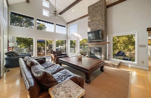 Afton House | Beautiful Monkey Island Lake Front Home - Private Dock & Extra Slip