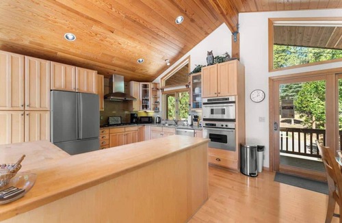 Tahoe Vista House | Beautiful Mountain Home with Fantastic Kitchen & Tree-Top Views