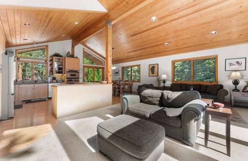 Tahoe Vista House | Beautiful Mountain Home with Fantastic Kitchen & Tree-Top Views
