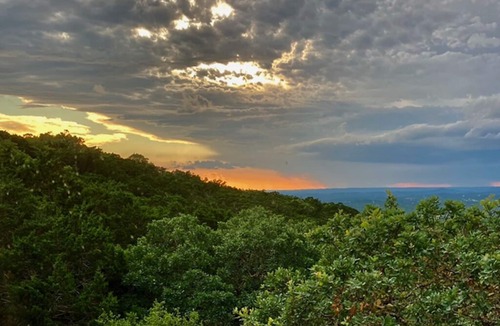 Pipe Creek House | Beautiful Mountain Vacation Rental