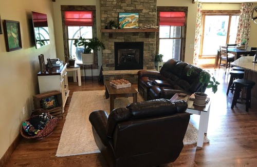 Sheridan House | Beautiful mountain views on the Powderhorn golf course