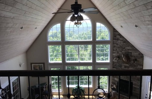 Flat Rock House | Beautiful Mountain Views