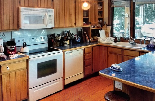 Blue River House | Beautiful Mtn Haus in Blue River. 10 mins from skiing.