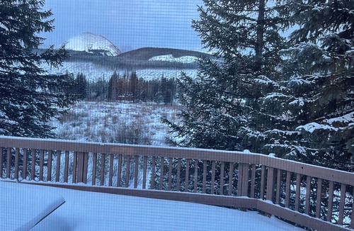 Blue River House | Beautiful Mtn Haus in Blue River. 10 mins from skiing.