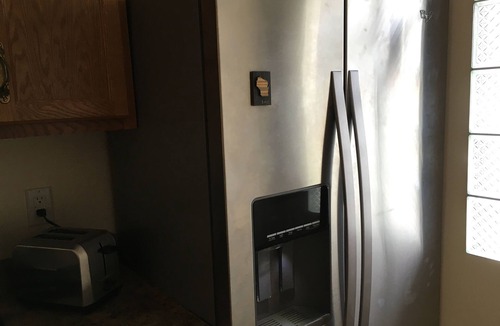Kenosha House | Beautiful! Near Microsoft Mt Pleasant Sleeps 8