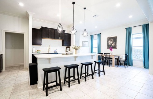 Milton House | Beautiful New 3 Bed 2 Bath