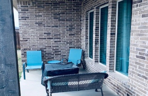 Northlake House | Beautiful new 4 bed house!