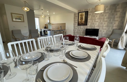 Esvres House | Beautiful new house, 10 minutes from Chambray-lès-Tours