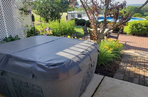 New Glarus Apartment | Beautiful New Glarus, WI Apartment