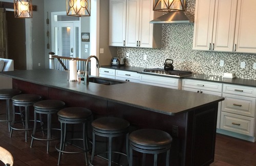 Big Creek House | Beautiful New Home on Norris Lake