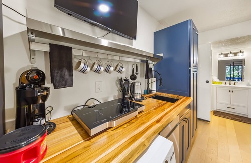 Fairfield Harbour Apartment | Beautiful new studio on the water