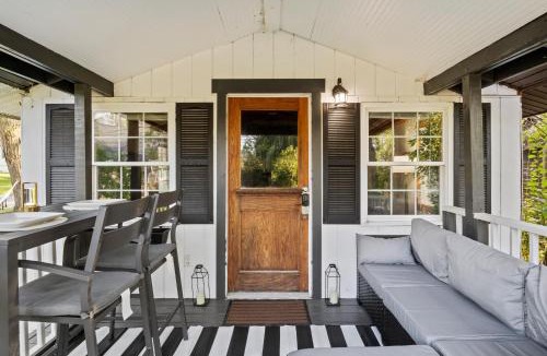Canandaigua House | Beautiful Newly Renovated Home With King Bed & Lake Walkable