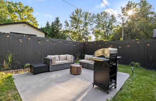 Canandaigua House | Beautiful Newly Renovated Home With King Bed & Lake Walkable