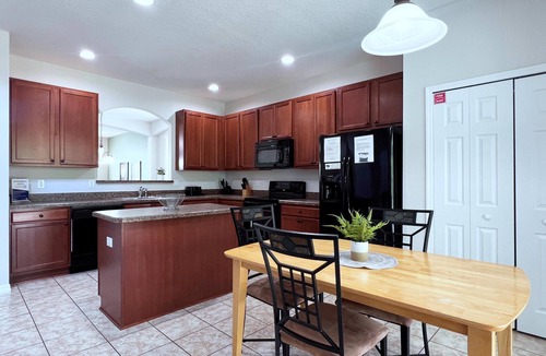 Veranda Palms House | Beautiful Newly Renovated 6Bed Pool Home-4464NP