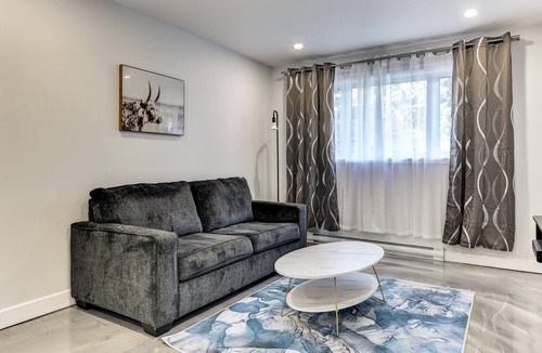 Saint-Justin Apartment | Beautiful Newly Renovated 2 Bedroom - Anjou