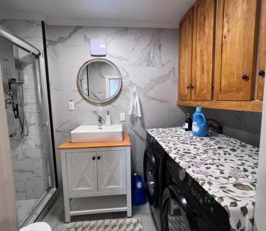 Roberval House | Beautiful Newly Renovated House
