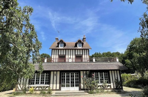 Gonneville-sur-Mer House | Beautiful Normandy house with pool (11 people)