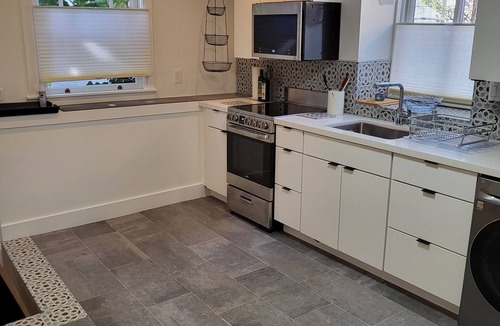 Berkeley Hills Apartment | Beautiful North Berkeley private 1 bedroom flat