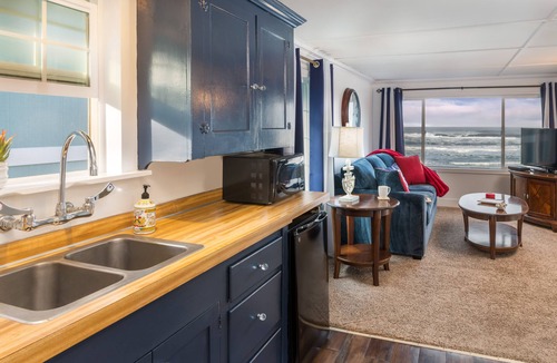 Roads End House | Beautiful ocean views