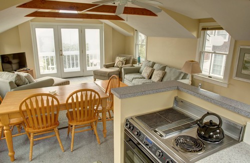 Barnstable House | Beautiful Ocean Views for You