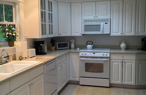 Minturn House | Beautiful Oceanfront Cottage