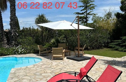 Puissalicon Villa | Beautiful old house full of charm in the heart of Languedoc