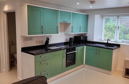 Keenthorne Apartment | Beautiful One Bed Studio (dog friendly)