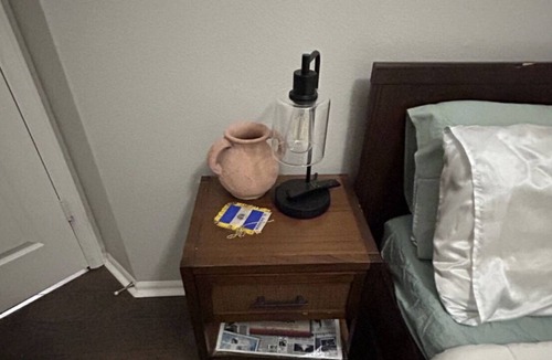 Fort Worth House | Beautiful one bedroom with gym access