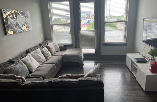 Memorial Apartment | Beautiful one bedroom apartment