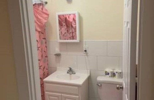 Highbridge Apartment | beautiful one bedroom apt yankee stadium