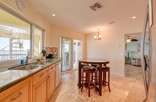Big Pine Key House | Beautiful Open-Water Property