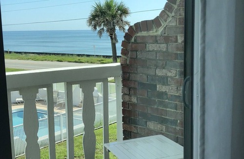 Ormond-by-the-Sea Condo | Beautiful Ormond Beach Oceanview Condo