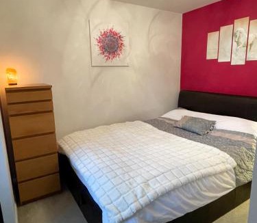 Waltham Abbey Apartment | Beautiful Peaceful Studio Flat